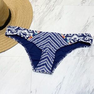 New Ripcurl Oracle Floral Print Swim Bikini Bottom